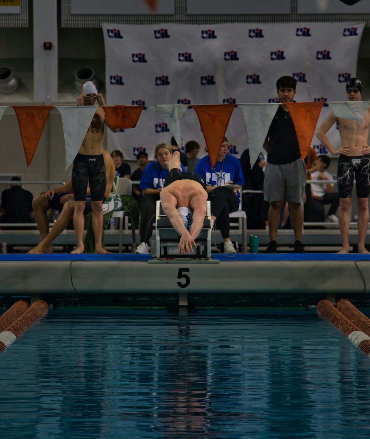 The profile indicates that academic & athletic stats and budget are important elements. A graphic displays a male baseball player's recruiting profile.